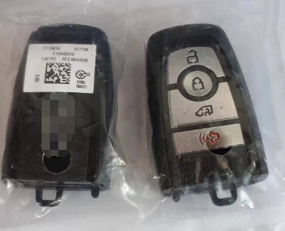 주문 315MHz 3 + 1 버튼 49 칩 164-R8234 M3N-A2C931423 스마트 키 2019 포드 트랜시트 커넥트 온라인 제조