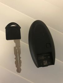 주문 경량 매끄러운 지상 닛산 똑똑한 열쇠 FCC ID KR5S180144106 433MHZ 3 단추 온라인 제조